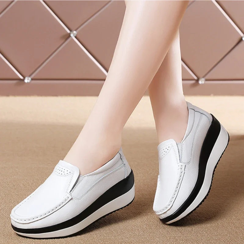 Plattform Wohnungen Müßiggänger für Frauen Herbst Dicken Boden Casual Leder Walking Turnschuhe Runde Kappe Keil Schuhe Zapatos De Mujer 2023