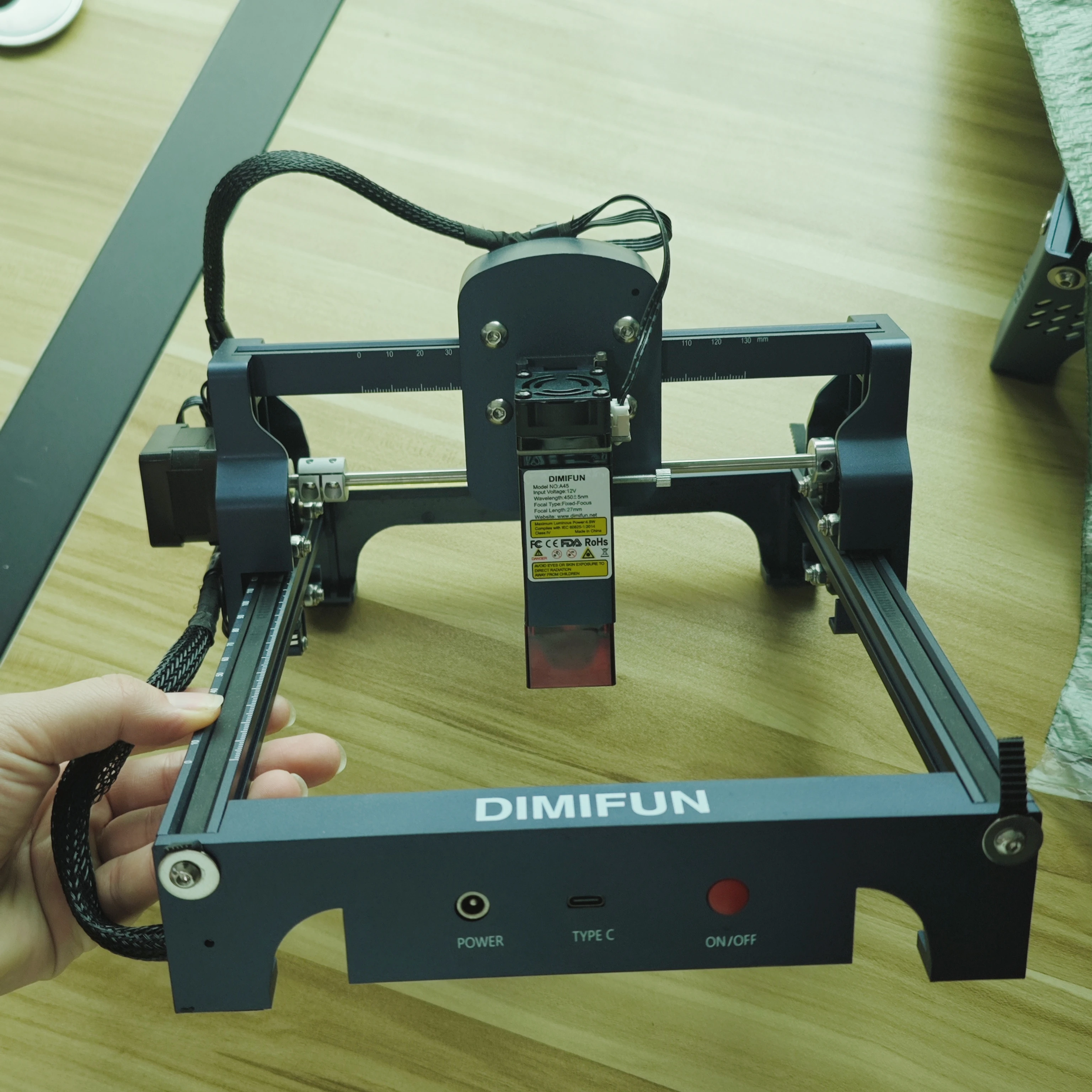 

DIMIFUN 2,5W4,5W маркировочная машина для кожи, бесплатные очки, можно гравировать кожу, дереву, оксид алюминия, гарантия один год