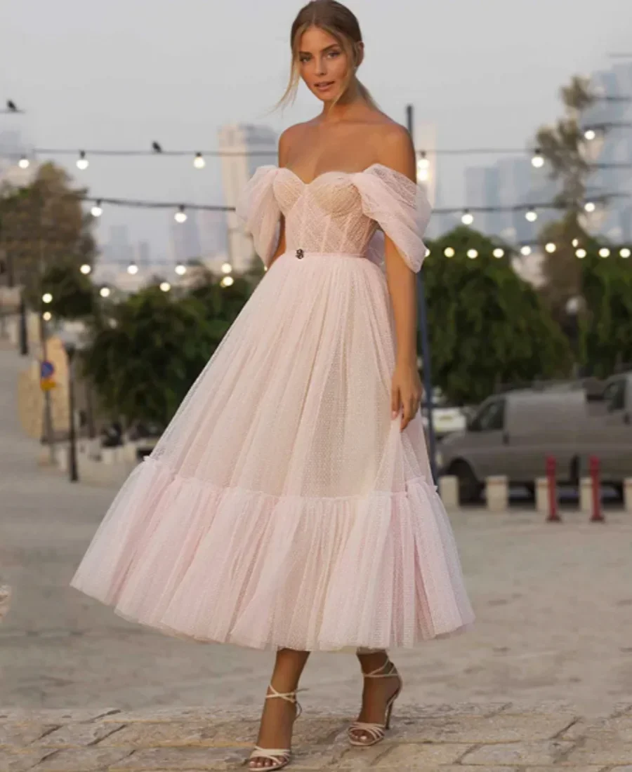 2024 Off Shoulder Dots Tulle Princess Homecoming Dress Pink Evening Formal Party Gowns Abendkleider Modest Short Prom Dresses