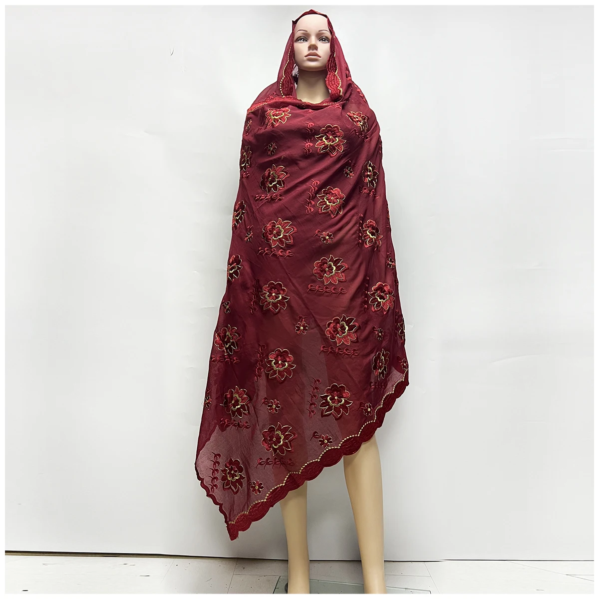 African Women Hijab Muslim Scarf High Quality 100% Cotton Fabric Rayon Cotton Thread Eembroidered Scarf Dubai Excellent Style