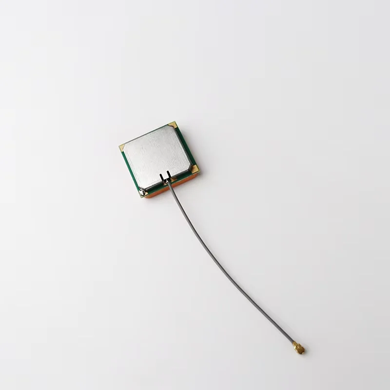 50 قطعة RoHS معتمد الأصلي نشط داخلي السيراميك هوائي GPS 25x25x4 نطاق التردد 1561 ميجا هرتز-1575 ميجا هرتز لتطبيق GNSS و GPS