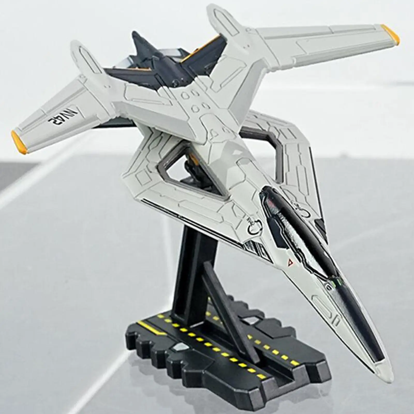 

1:200 Diecast Fighter Model with Display Stand Kids Toys Ornament Simulation