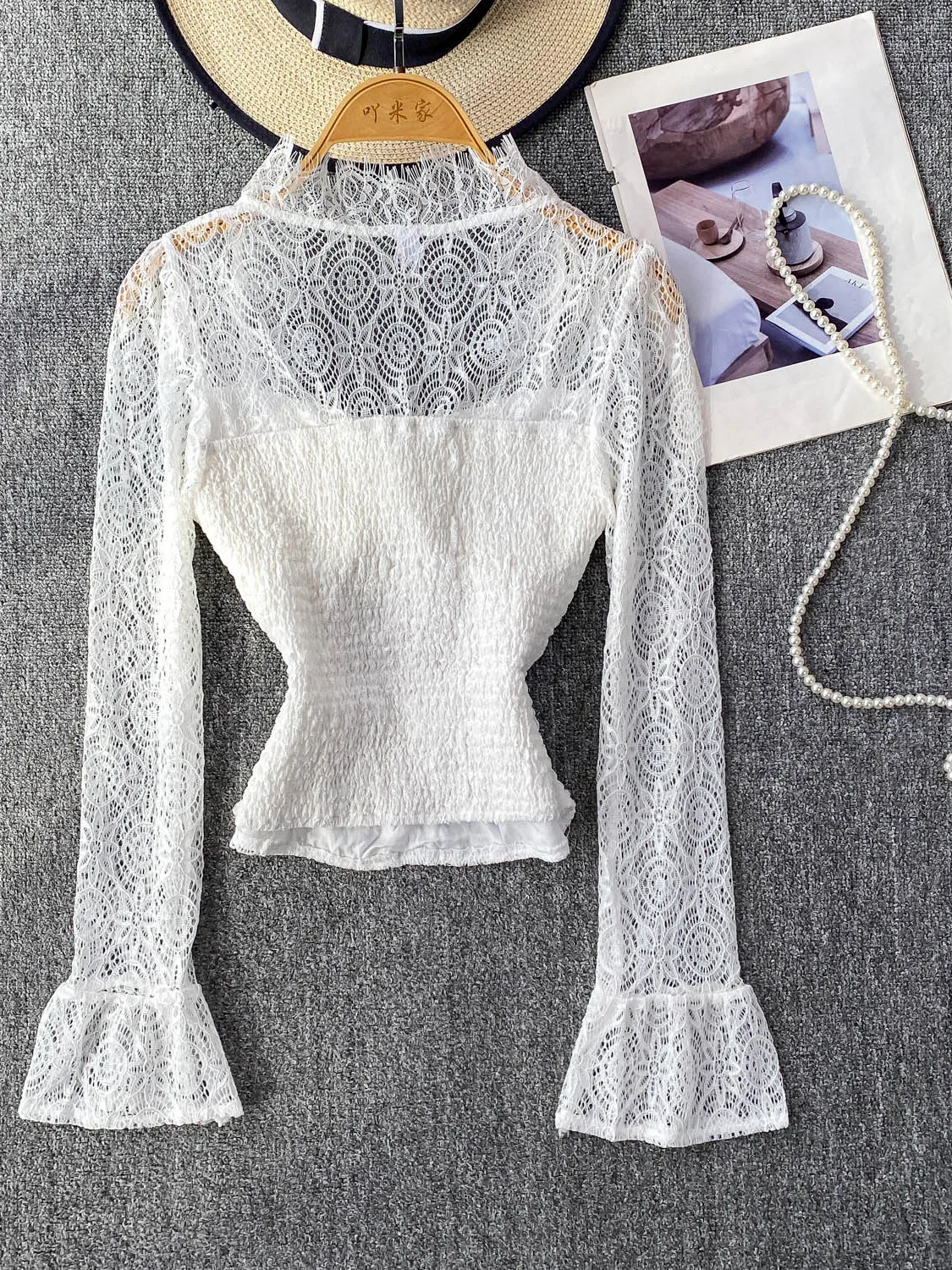 Pure Desire Sexy Women's Lace irt Square Collar Bell Sve ort Slim Fit with Chest Pad Korean Sle Commute Faion