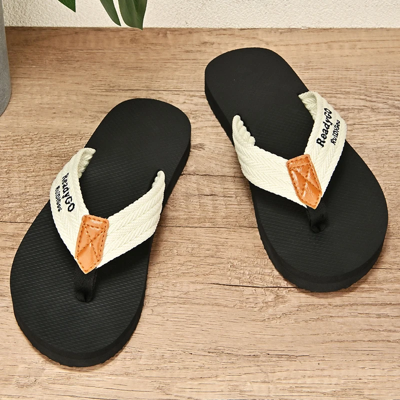 Fashion Men\'s Slippers Beach Sandals Lightweight Casual Hole Man Shoes Indoor Garden Outdoor Non-slip Flip Flops Big Size 40-50