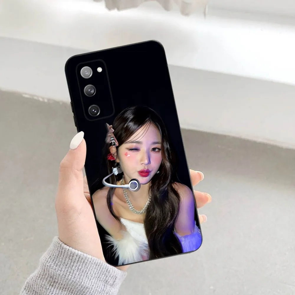 I-Ive Jang W-Wonyoung Phone Case For Samsung S23,22,21FE 20,10lite 9,8,5plus 6,7edge Note20,20ultra Black Silicone