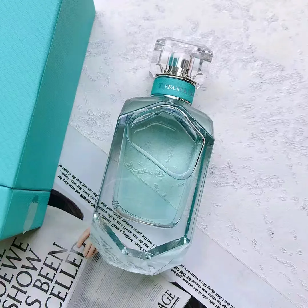 น้ำหอมเฉพาะกลุ่ม 75 มล. กลิ่นซิตรัสที่หรูหราและอ่อนโยน กลิ่นหอมติดทนนาน เหมาะสำหรับการใช้ในชีวิตประจำวันและออกเดท