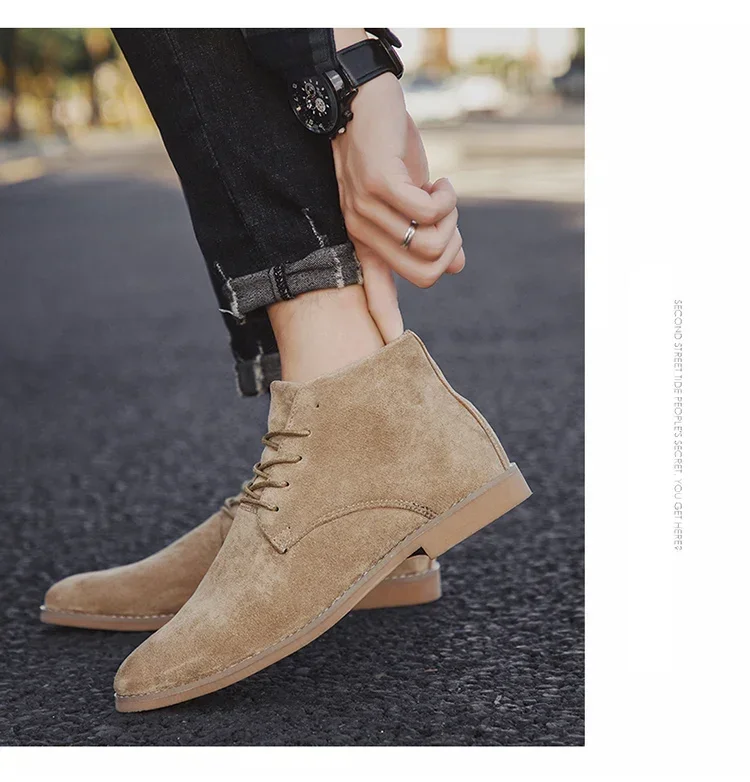 Modische braune Chelsea Boots für Herren im britischen Stil, hochgeschnittene Wildlederschuhe mit Schnürung und spitzer Zehenpartie, Herren-Knöchelstiefel – Detail 11