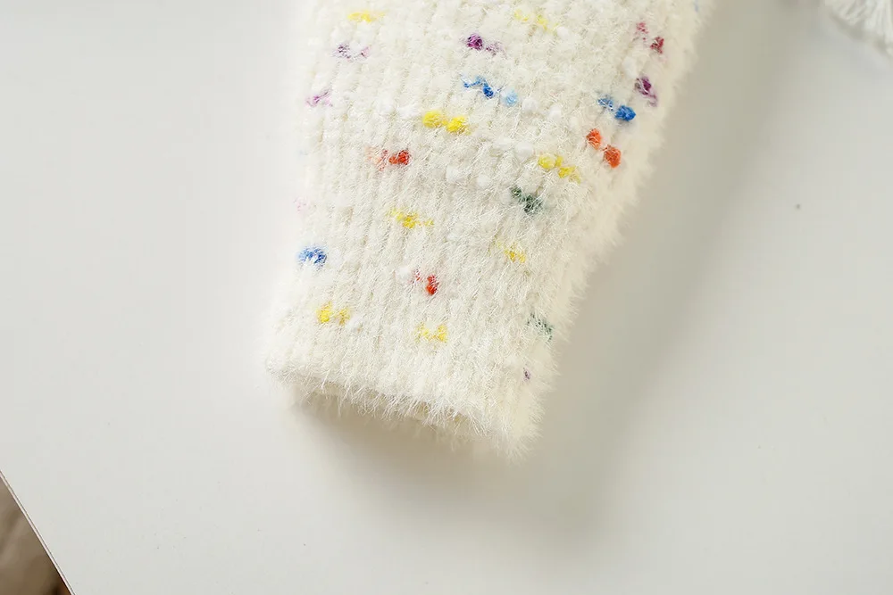 2024 Neues Kinderkleidungsset, 2-teilig, Pullover-Anzug, 3D-Herz-Strickpullover und Tüllrock, Mädchen-Kleidungsset – Detail 9