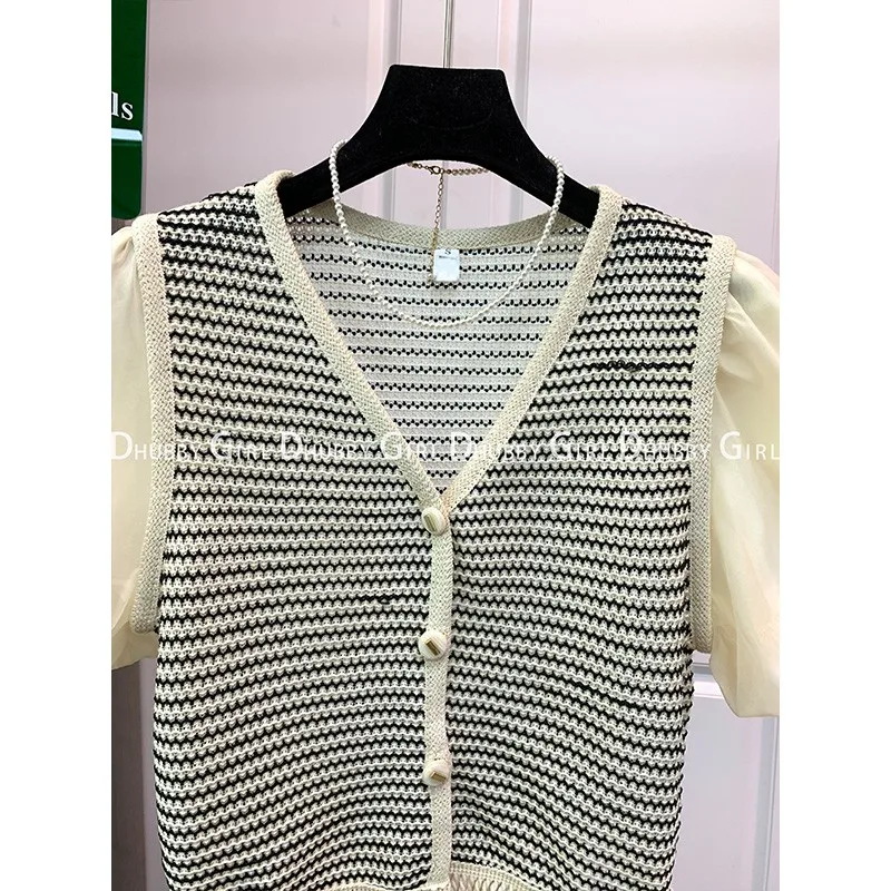 Camisa corta con cuello en V para mujer, blusa elegante con botones de manga corta, cárdigan holgado informal, moda coreana