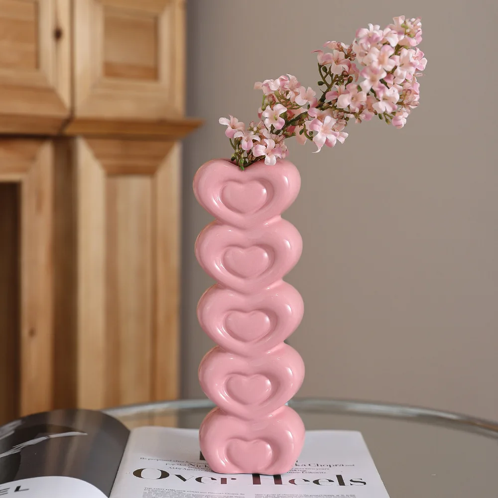 Vase Ceramic High-end Ornaments Valentine's Day Flower Arrangement Vase Wholesale Hydroponic Flower Ware Creativity