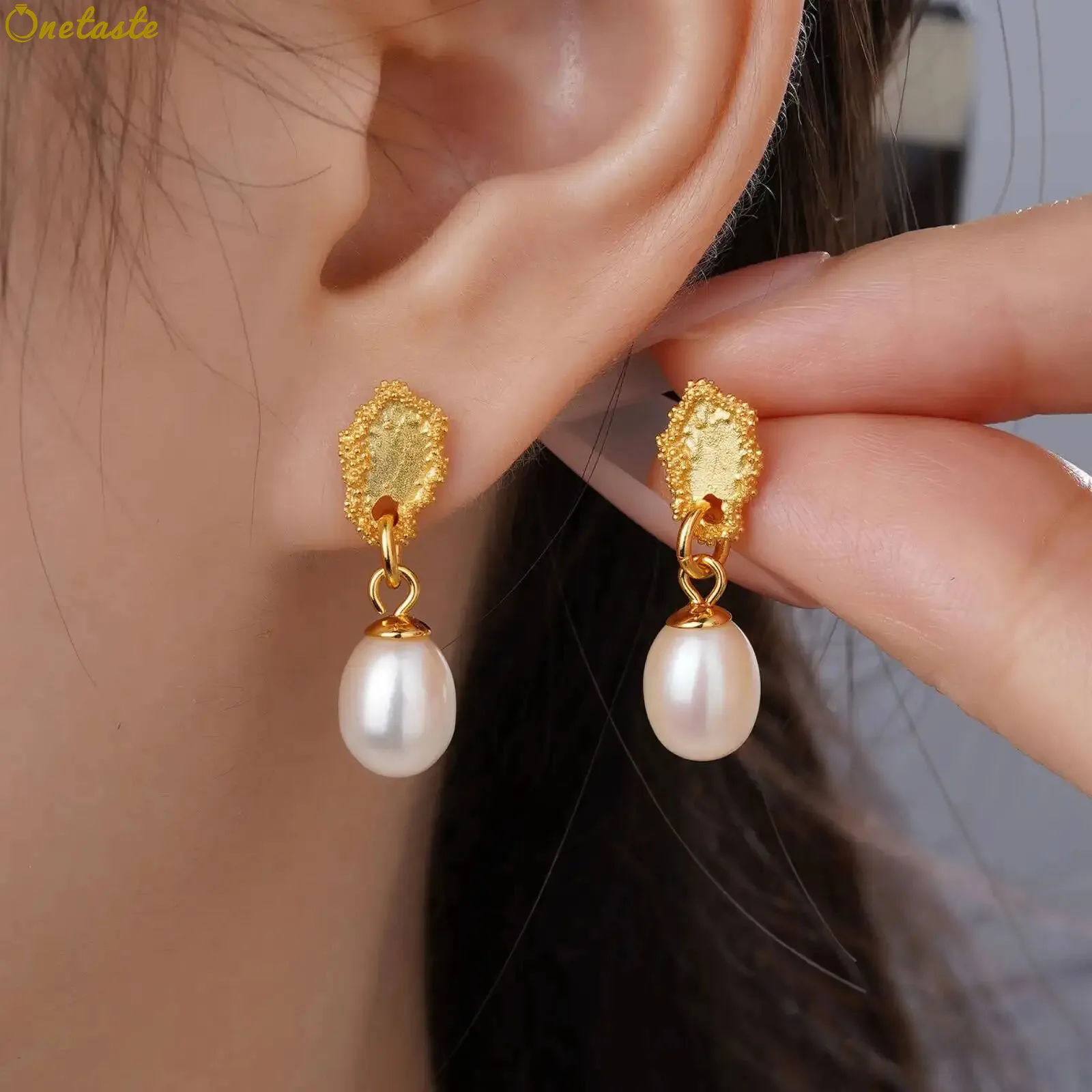 

Natural Teardrop Pearl 925 Sterling Silver Gold Plated Drop Dangle Earrings For Women Dainty Trendy Brilliant Earring Party Gift