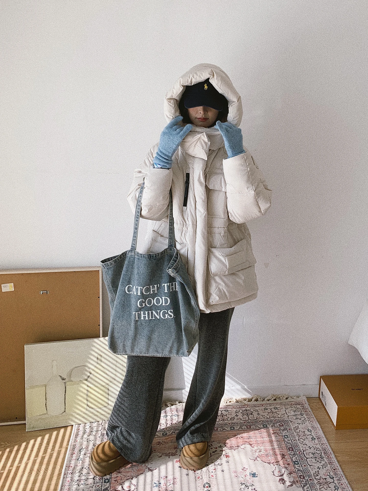 

Куртка Soloki в корейском стиле, повседневная, свободного кроя, универсальная, белая, с наполнителем из пуха, теплая, с длинными рукавами, на молнии, из полиэфирного волокна