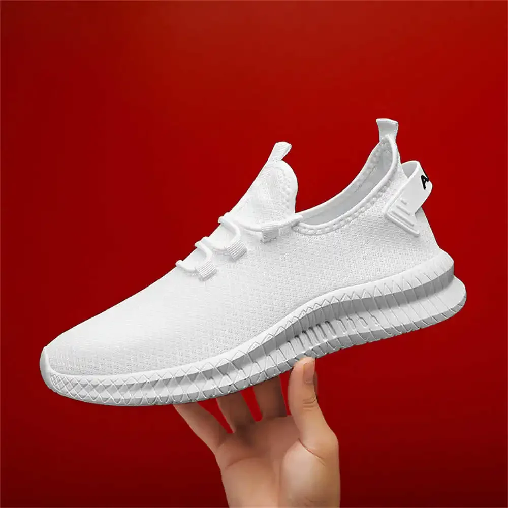 Driving Non-slip Sole Silver Sneakers Man Tennis New In Quality Men\'s Shoes Sports Sporty Pie Shoose Technology Supplies