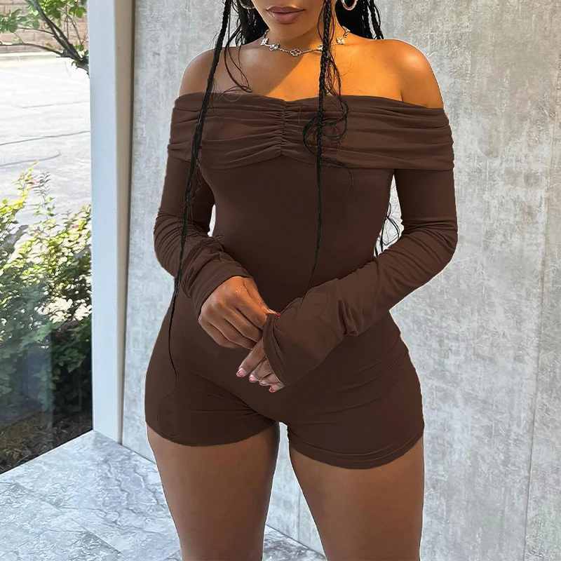 จั๊มสูทขาสั้นผู้หญิง OMSJ คอเฉียง เปิดหลัง เซ็กซี่ สไตล์ลำลอง แขนยาว กระชับรูปร่าง จับจีบ ทรงฮิปสเตอร์ ยืดหยุ่น ใส่เล่นกีฬาได้