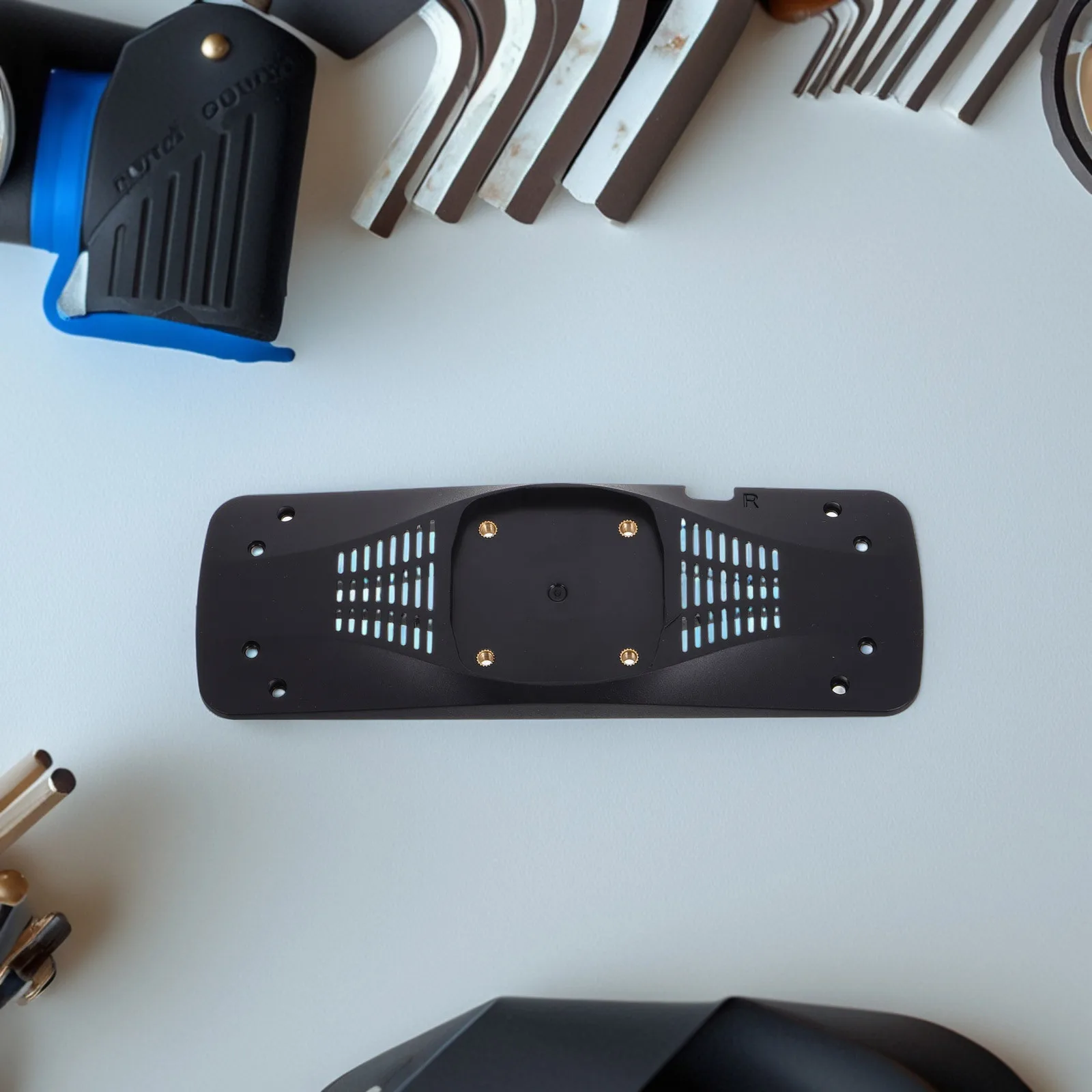 مرآة الرؤية الخلفية لوحة اللوحة الخلفية استبدال جبل لكاميرا داش مسجل قيادة السيارة مشبك بلاستيكي قوي سهل التركيب