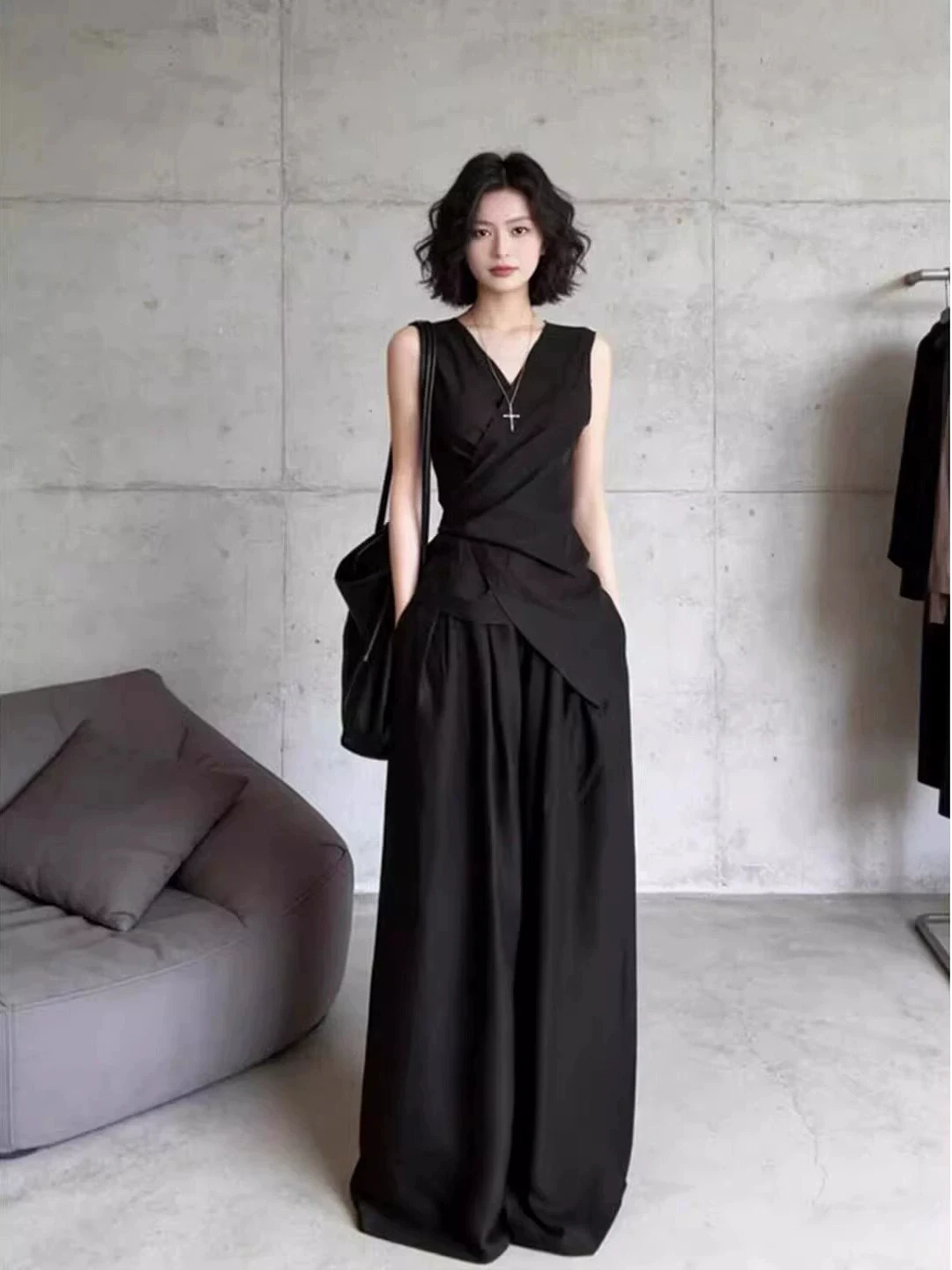 

Slimming Fashion Set Black High Intelligence Sensation One Whole V-neck Sleeveless Tank Top Wide Leg Pants Two-piece Set