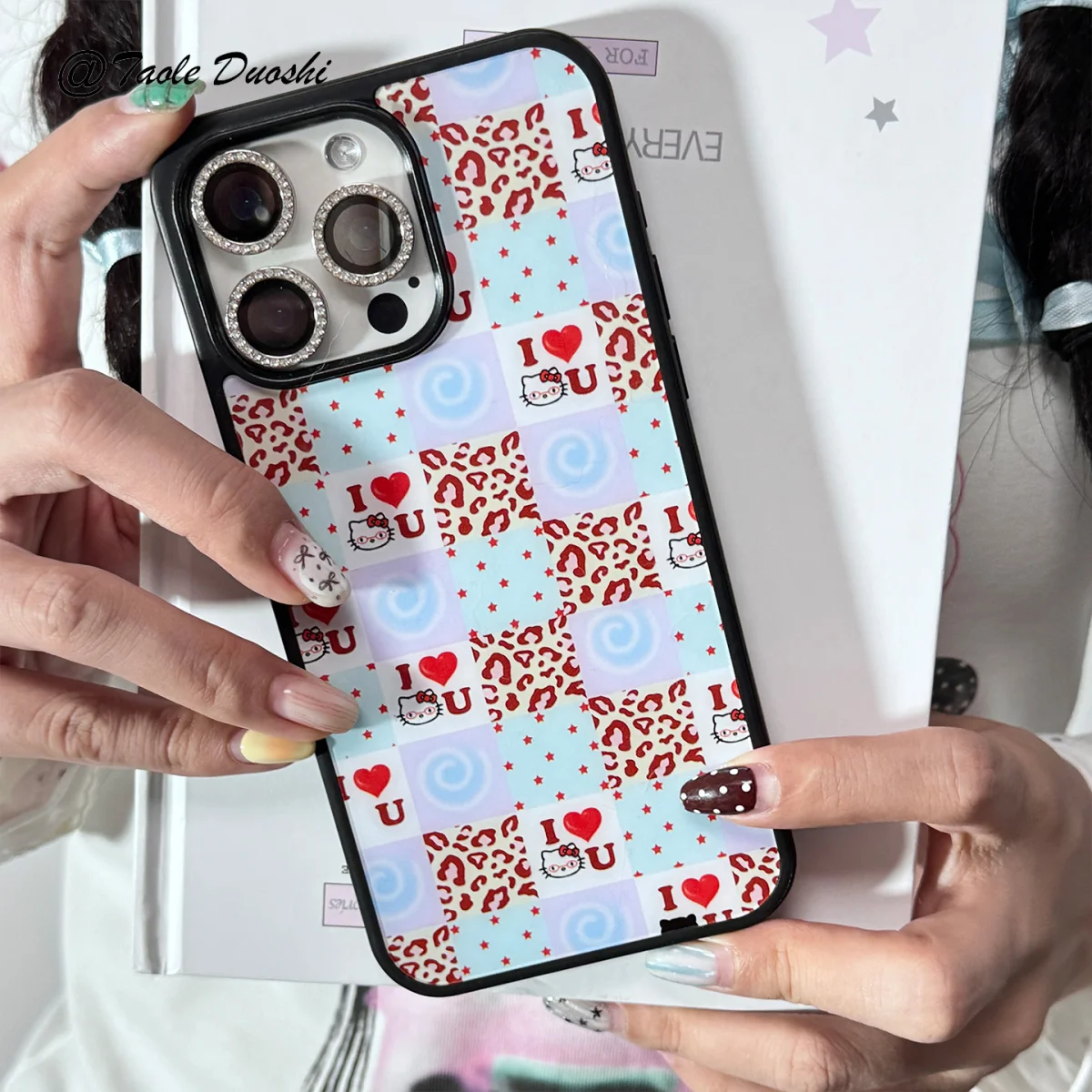 

Luxurious Leopard Print Cute I Love Hello Kitty Retro Black Border Phone Case For IPhone17 16 15 PRO MAX Air 14 7 PLUS XR XS MAX