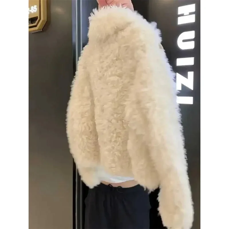 

Fashion Imitation Fur Coat Women's New 2026 Autumn Winter Jackets Popular Fur Integrated Short Small Fragrance White Fur Jacket