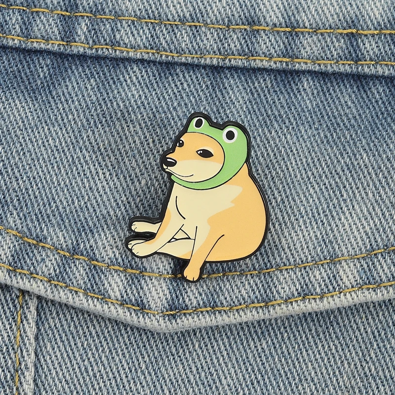 دوجي ميمي المينا دبابيس الكرتون UV الطباعة الكلب بروش التلبيب شارات لطيف شيبا Inu الضفدع قبعة مجوهرات بأشكال حيوانات هدية للأصدقاء