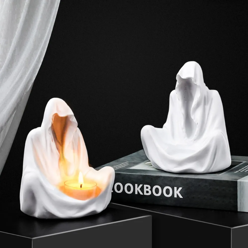 

Practical Resin Wizard Candlestick Cross-legged Pose Cloaked Sitting Ghost Candle Holder Old Design Candle Stand Gift