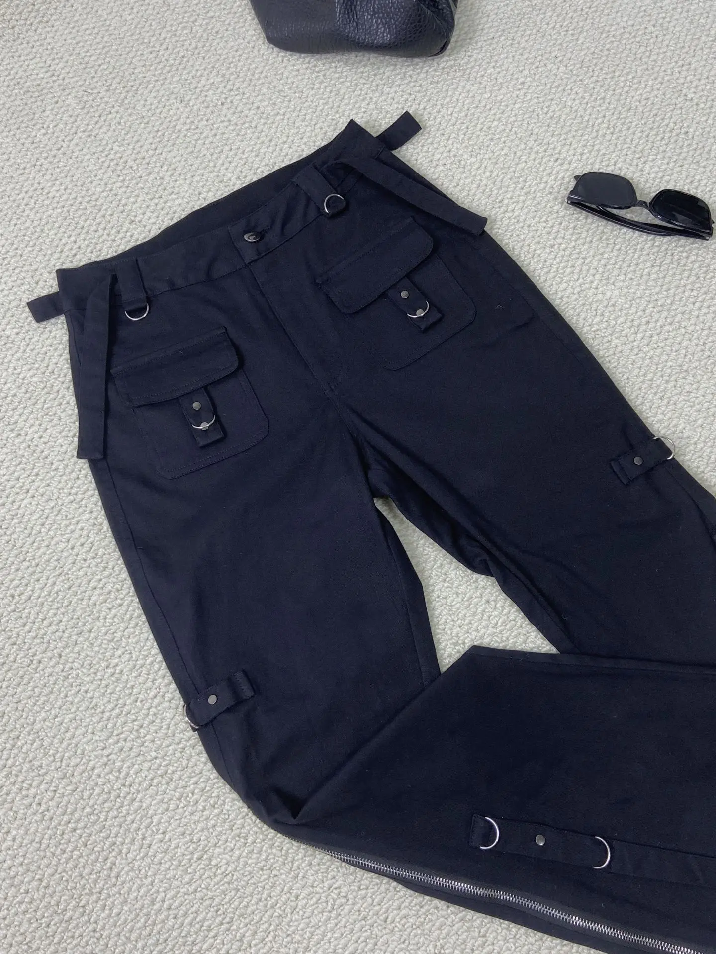Emo Dark Cyber Y2k กางเกง Hippie Cargo Bodycon Gothic Punk Alt กางเกงยีนส์ Rivets สีดำผู้หญิง Goth Hip Hop Kpop academia กางเกง