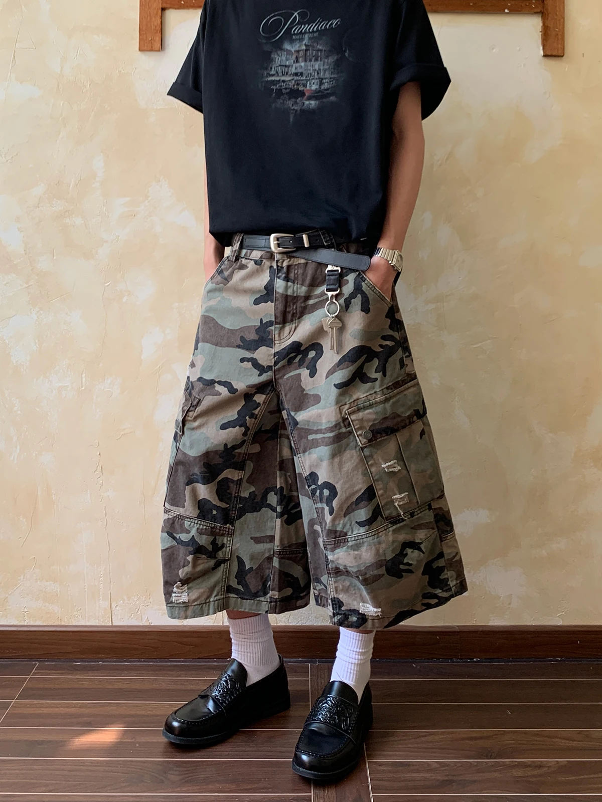 Oalin American Retro Camuflaje Ropa de trabajo Pantalones de siete pies Sueltos High Street Pierna ancha Pantalones versátiles Joven Primavera Summe...