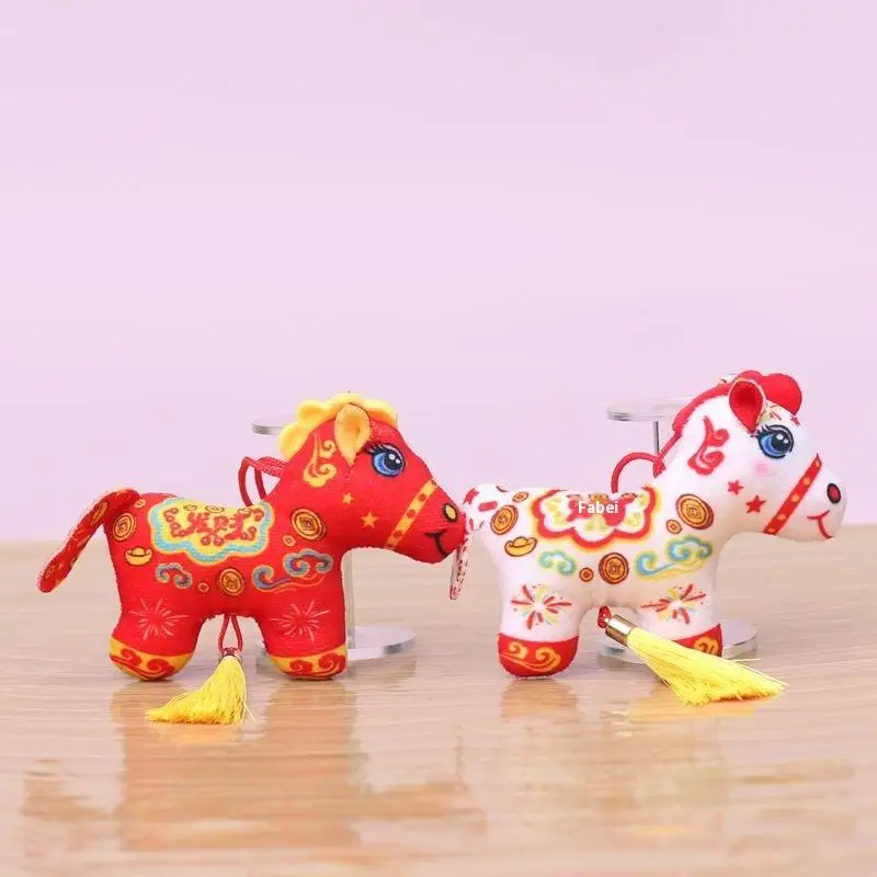 Levensechte paardenmascotte gevulde pophanger Jaar van de 2026 Leuke dierenrugzak hangend ornament voor alle leeftijden