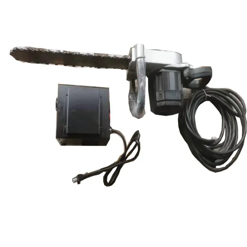 

Motor chain saw power type, air-cooled single cylinder two-stroke displacement 65.1cc Engine speed 12800rpm