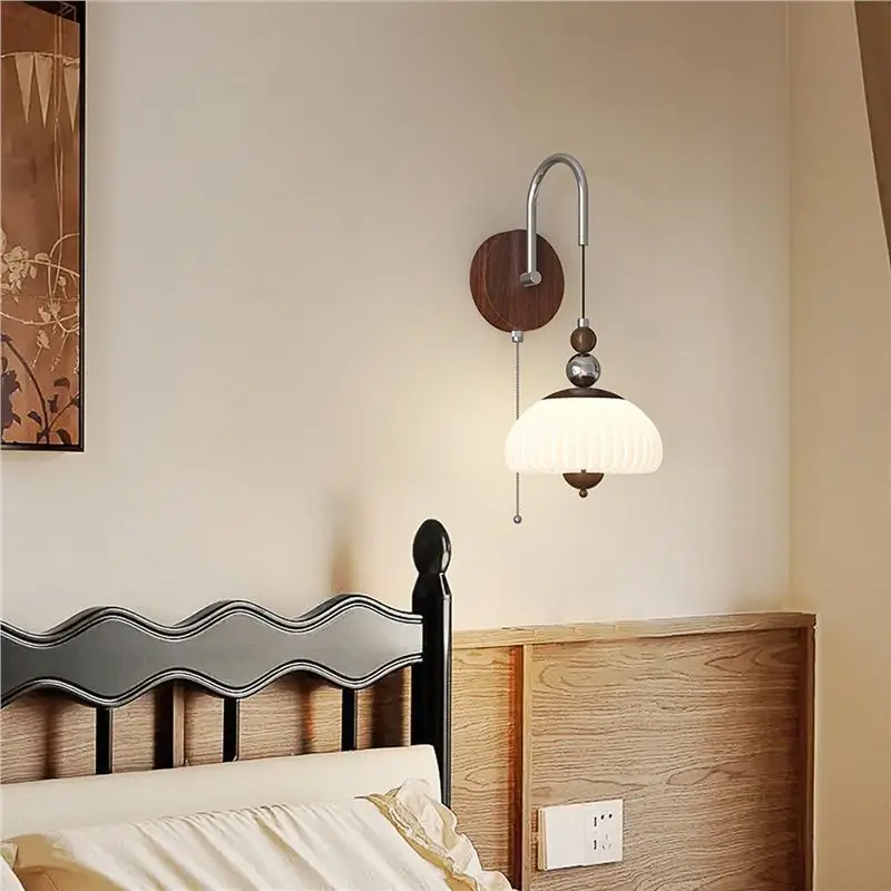 Wooden Style Single-head Retro Wall Lamp Homestay Bar Counter Tea Room Japanese Walnut Wood Wabi-sabi Bedroom Bedside LED Sconce