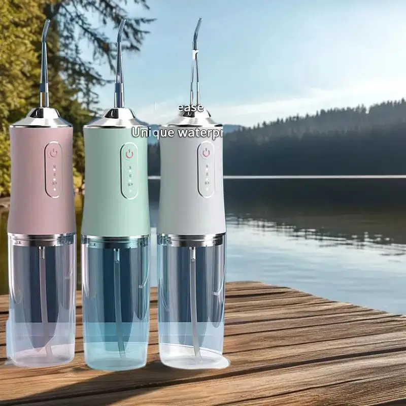 جهاز ري الفم الاحترافي: جهاز تنظيف الأسنان بالماء لتبييض الأسنان مع طرف نفاث للتنظيف العميق والعناية باللثة