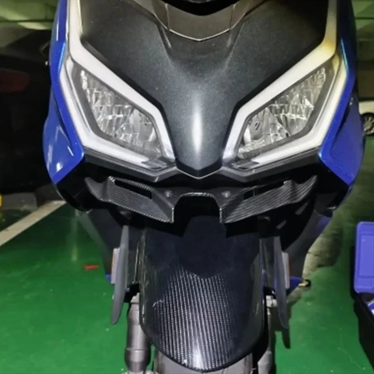 Super Sale Motorcycle Front Fairing Winglets Aerodynamic Wing Side Wings Spoiler for Honda Forza 350 2021 2022 Carbon Fiber Colo