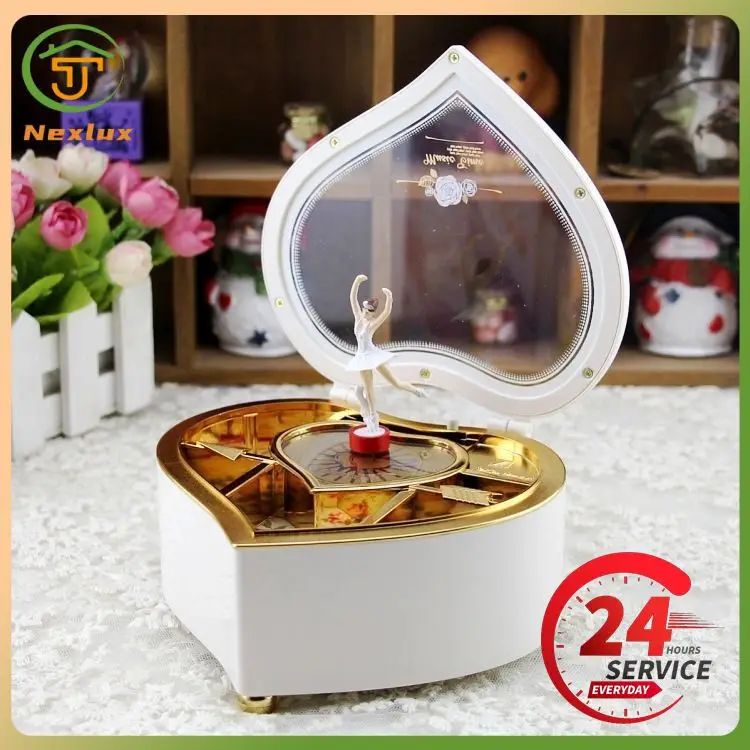 Heart Shape Dancing Ballerina Music Box PLastic Jewellery Box  Carousel Hand Crank Music Box Mechanism Gift For Valentine's Day