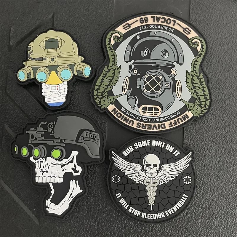 

PVC Skull Night Vision Tactical Patch Hook&Loop Armband Fight Weapons Military Device Helmet Morale Badge outdoor Backpack Patch