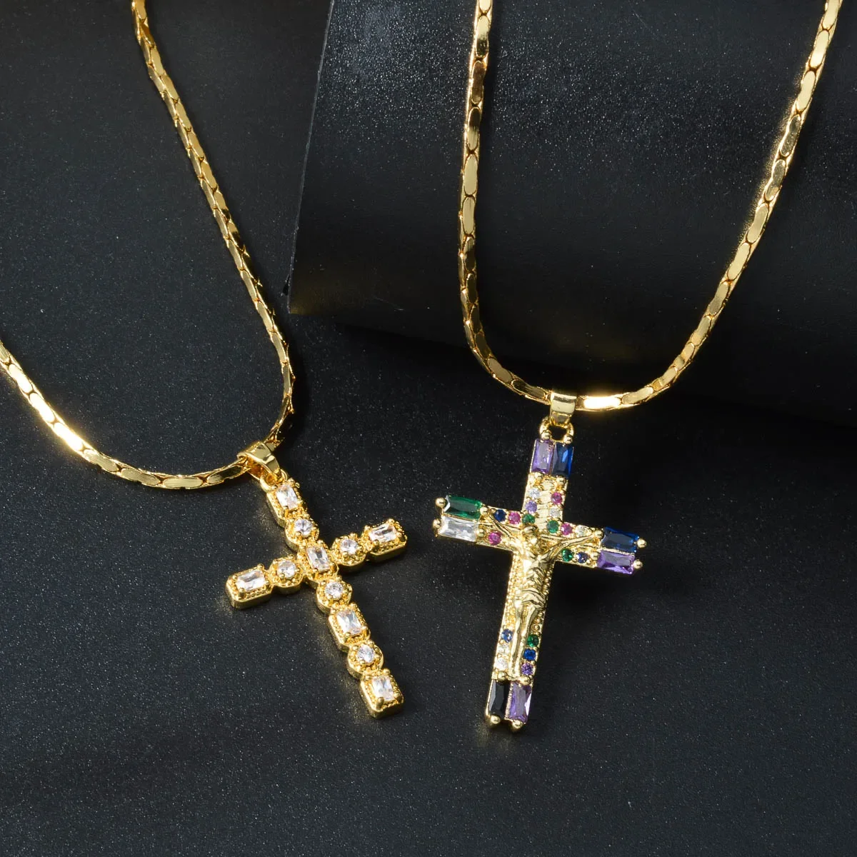

Vintage Copper Cross Necklace Unique Design Lightweight Comfortable Chain Gift for Everyday Wear Gift Idea