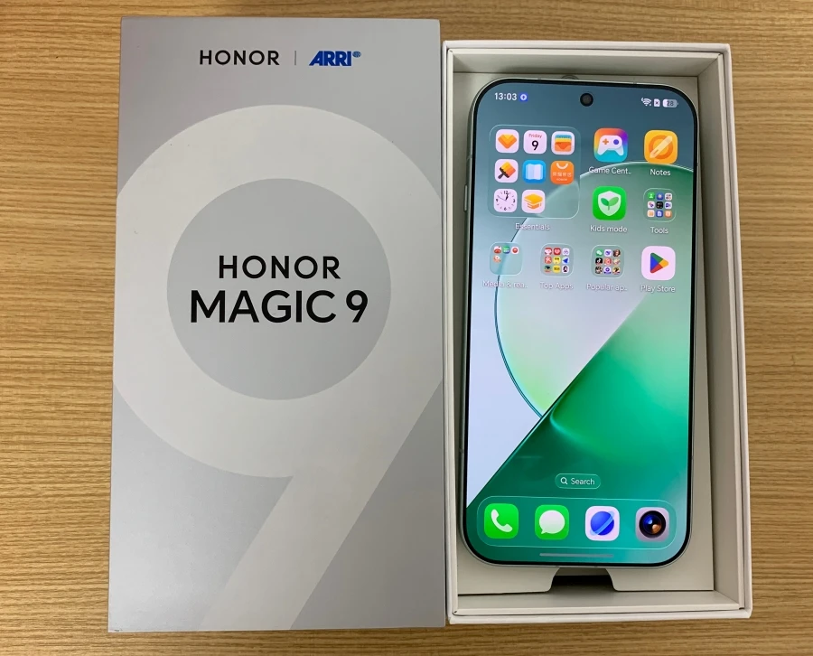 Honor Magic 9 China Snapdragon 8 Elite Gen 5 8000mAh Battery 80W Charger 6.37'' OLED Screen 200MP Main Camera Google Play Store