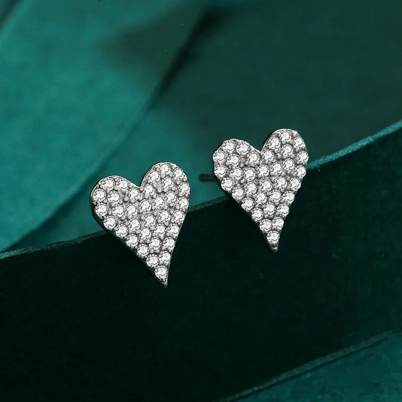 S925 Sterling Zilver Dames Volledige Diamant Romantische Hartvormige Oorknopjes Groothandel Mode-sieraden