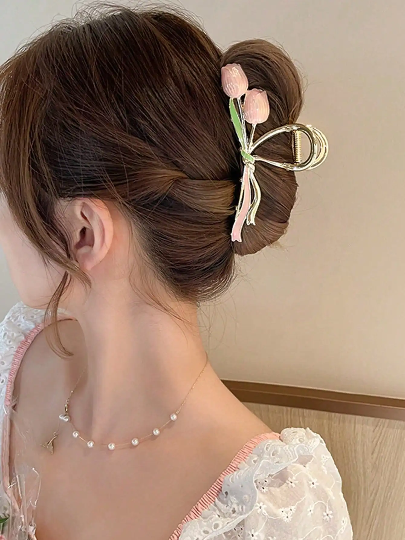 Aksesori rambut Tulip manis wanita, aksesori rambut pesta cakar untuk perempuan 1 buah