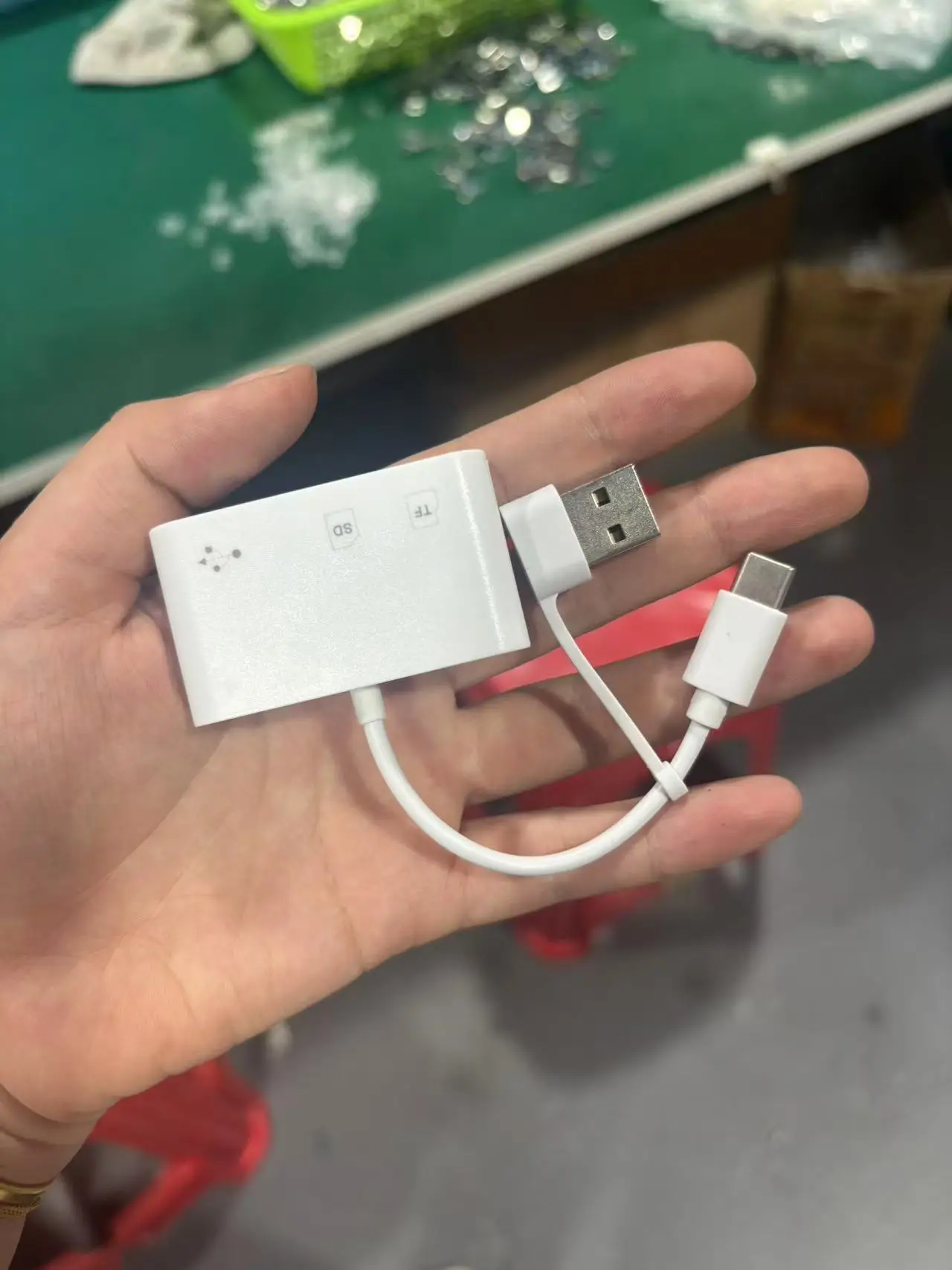 Typ-C+USB Dual Connector Drei-in-Eins-Multifunktionskartenleser TF/SD/USB Drei-in-Eins-Kartenleser für Mobiltelefone, Kameras