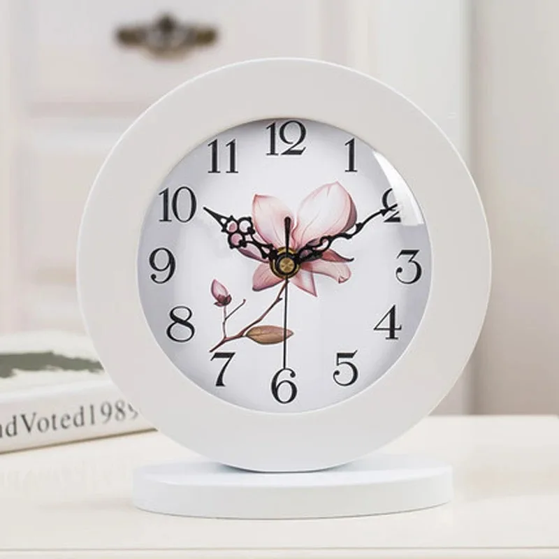 Living Room European Wood Table Clock Home Decoration Mute Modern Living Room Bedroom Desk Clock Office Desktop Clock Gift
