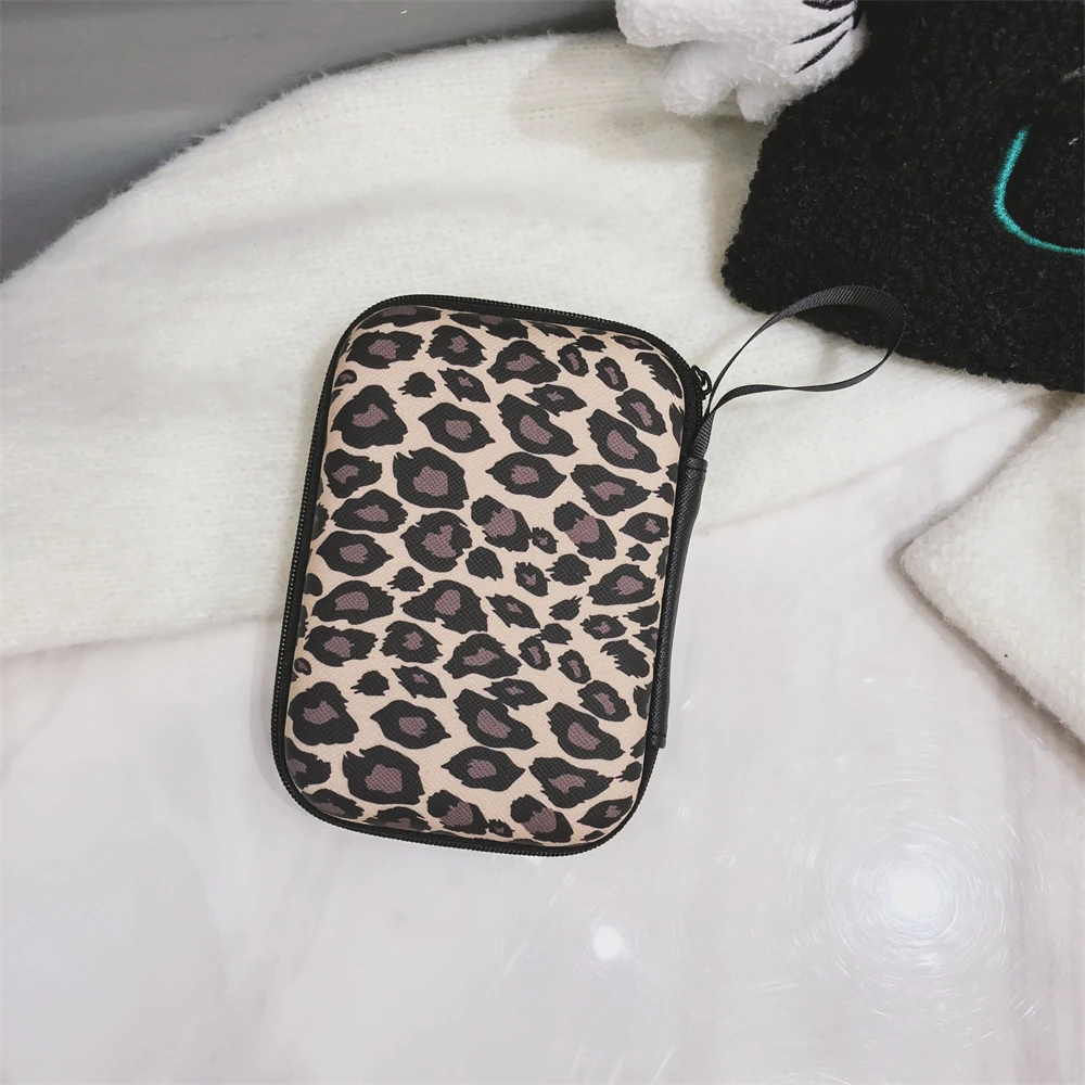 

Digital Storage Bag USB Data Cable Organizer For Airpods Earphone Charger 9.5x13.5cm Portable Waterproof Box Case Leopard