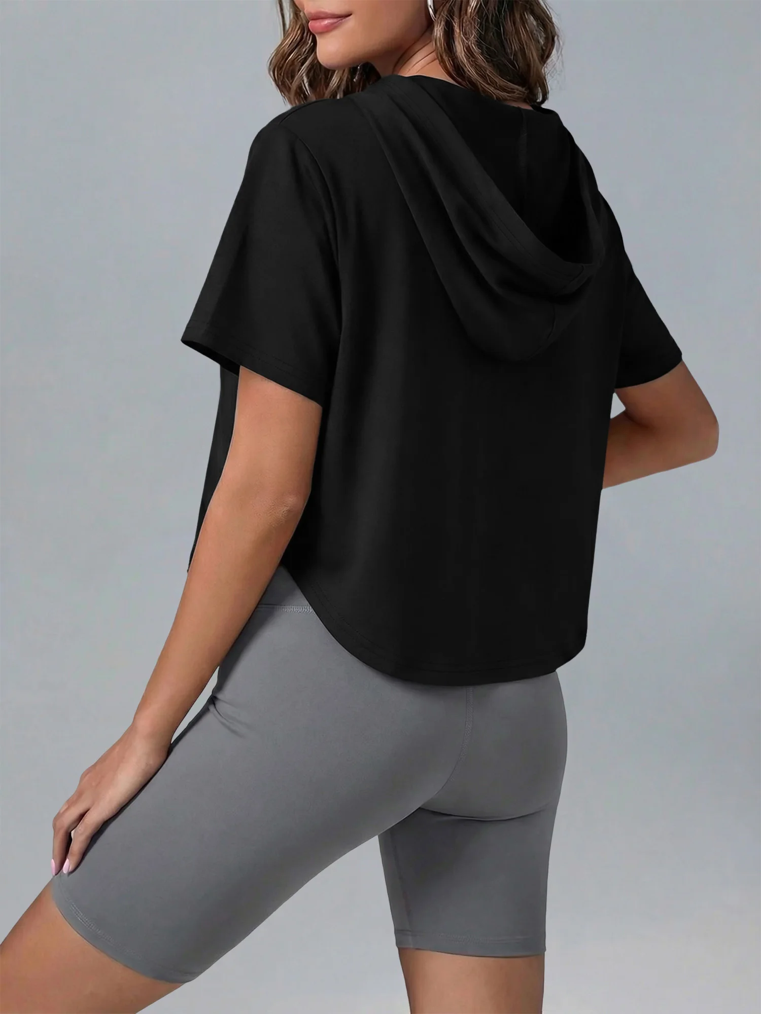 Y2K Street Style Women Short Sleeve Hoodie Half Ring Zipper Design Curved Hem Cropped Pullover Casual Loose Fit Summer Tops