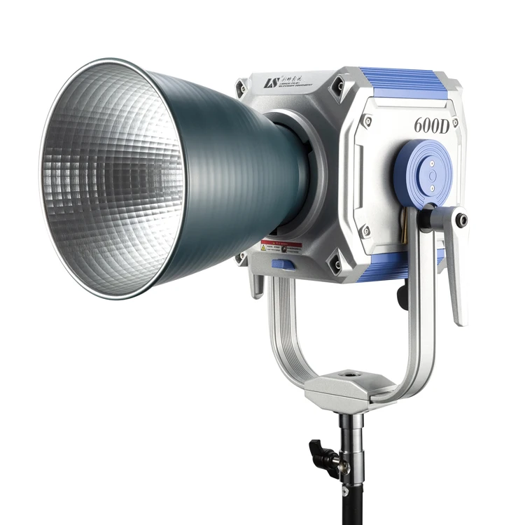 600w Daylight Balanced Lighting Studio Equipment Photography Continuous Led Focus 600D LED Photo Video Light