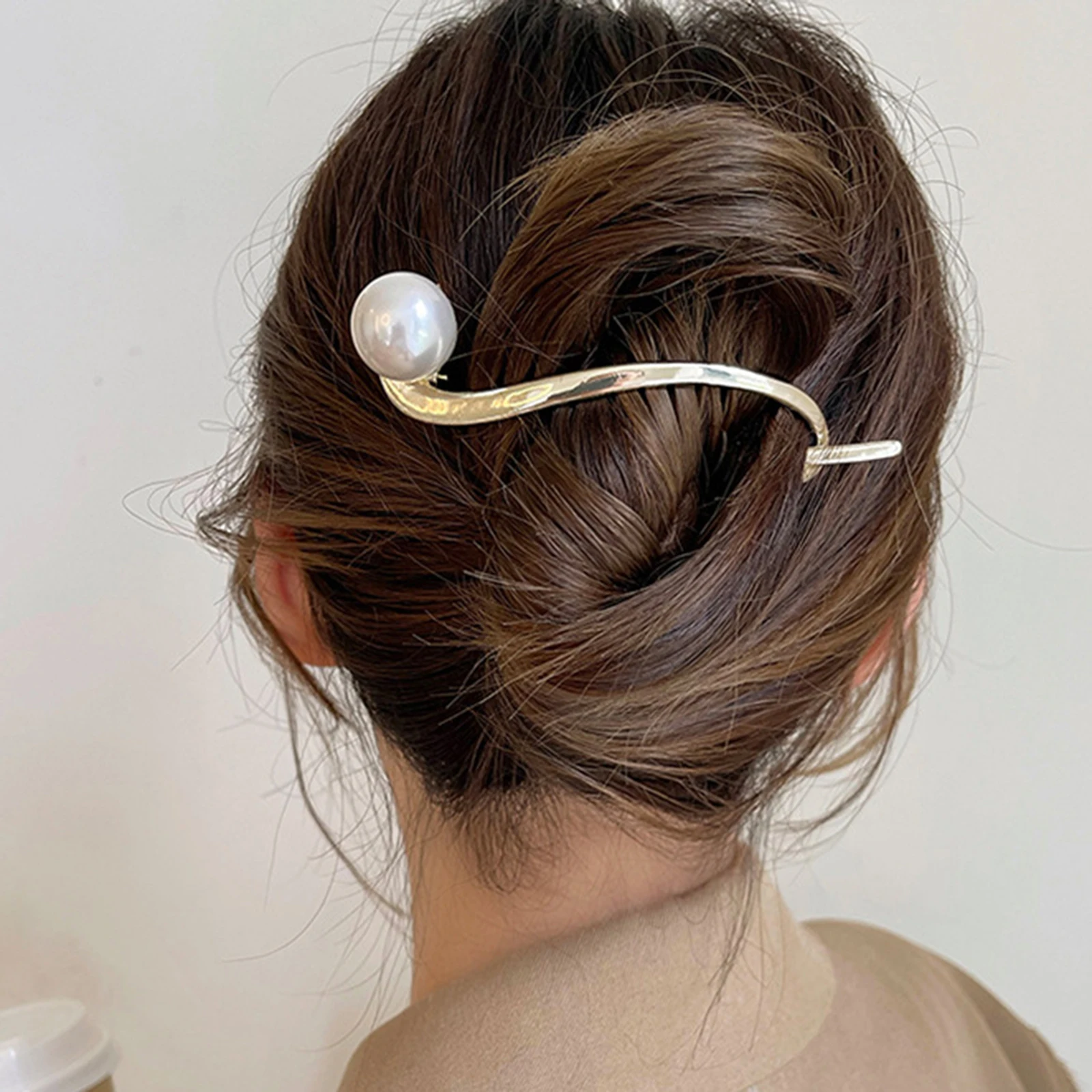 

4pcs Pearl Hairpins Elegant Fishtail Clips Decorative Barrettes Women Bridal Wedding Accessories Metal Charms Hair Supply