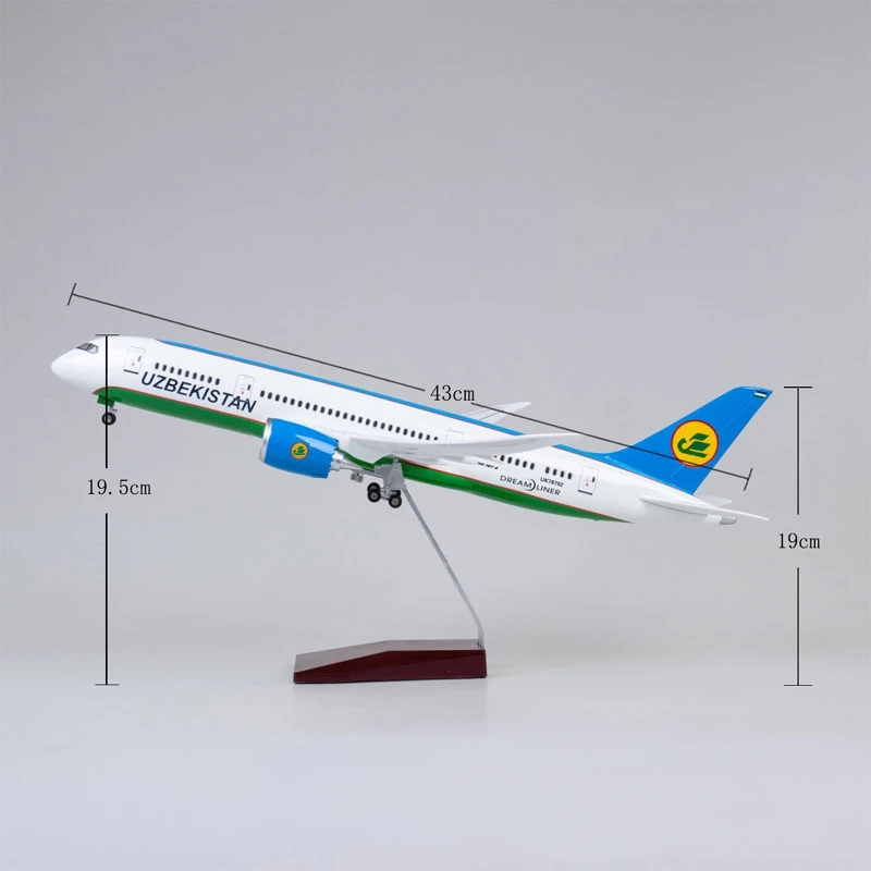 modele-d'avion-en-resine-moulee-sous-pression-b787-echelle-1-130-43cm-compagnie-aerienne-ouzbekistan-avec-lumieres-et-support-a-assembler-cadeau-par-aviation
