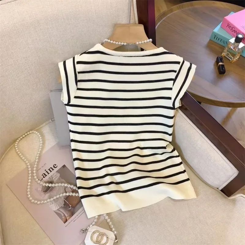 Fashionable Summer New Style Women's Knitted Short Sleeve T-Shirt Square Collar Thin Material Stripe Pattern Casual Top