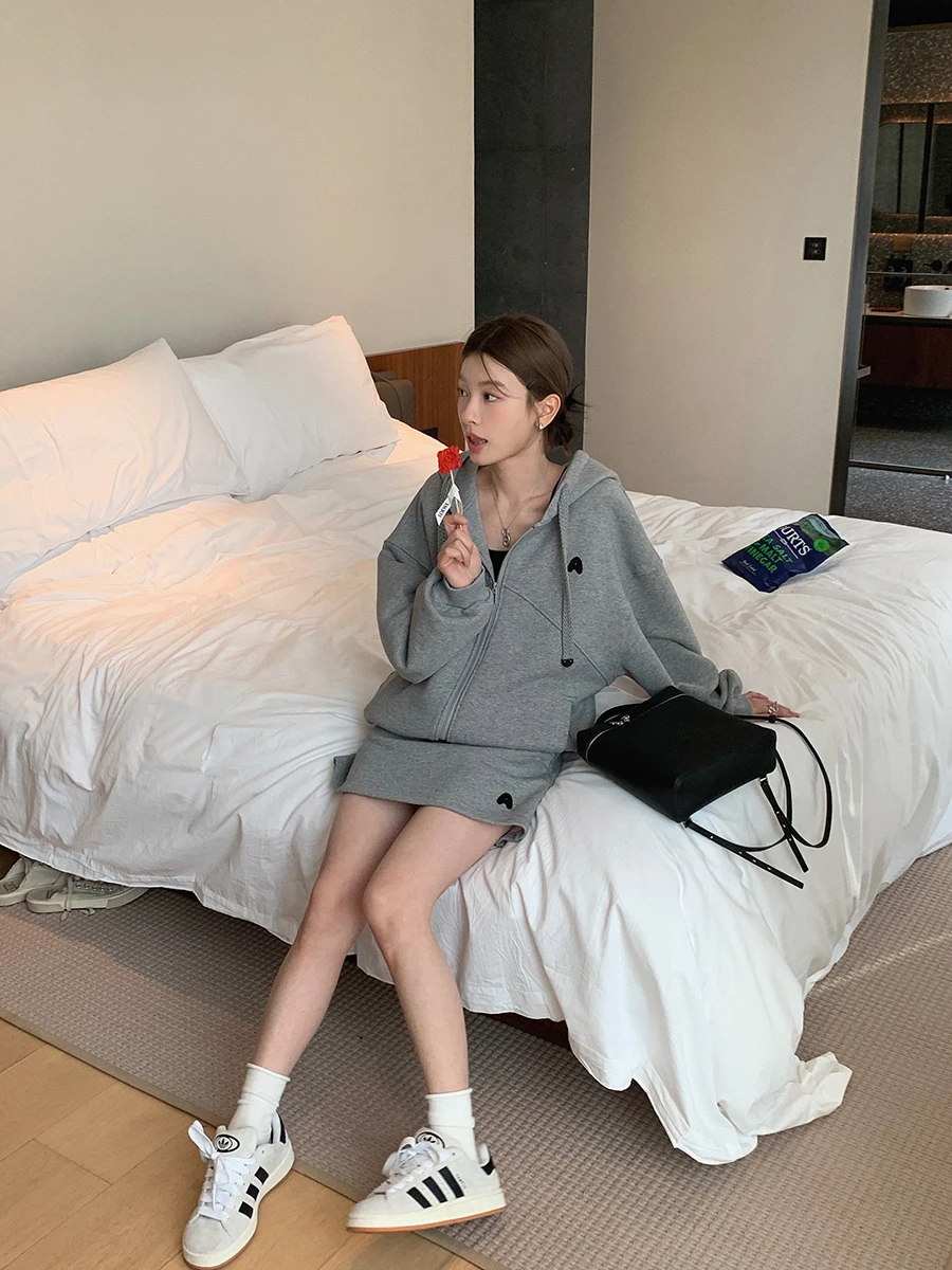

Zhang Beibei, 400 г, тяжелая двойная марля, 00% хлопок, длинная толстовка с капюшоном Све, джин, комплект с юбкой с вышивкой, женская мода