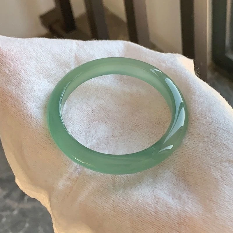 

Natural Ice Agate Chalcedony Bracelet Flat Strip Girl Clear Water Green Jade Bracelet