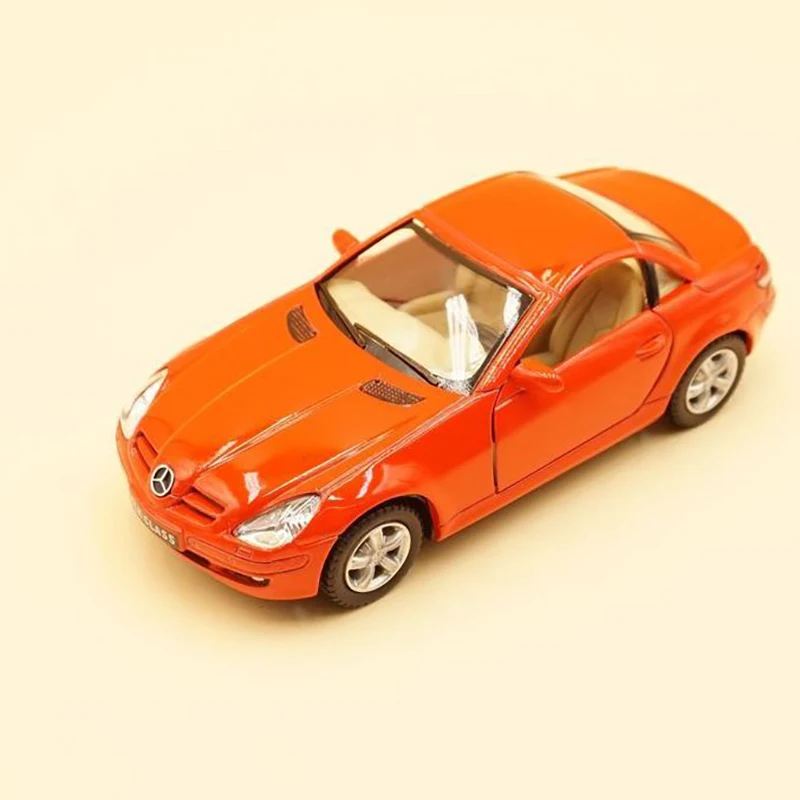 1:32 SLK Class SLK350 Alloy Car Diecasts & Toy Vehicles Model samochodu Miniaturowy model samochodu w skali Zabawki dla dzieci