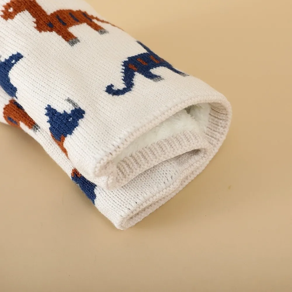 

2Pcs Set New Thickened Beanie Cap Cartoon Dinosaur Warm Scarf Set Ear Protection Ear Protection Hats Winter