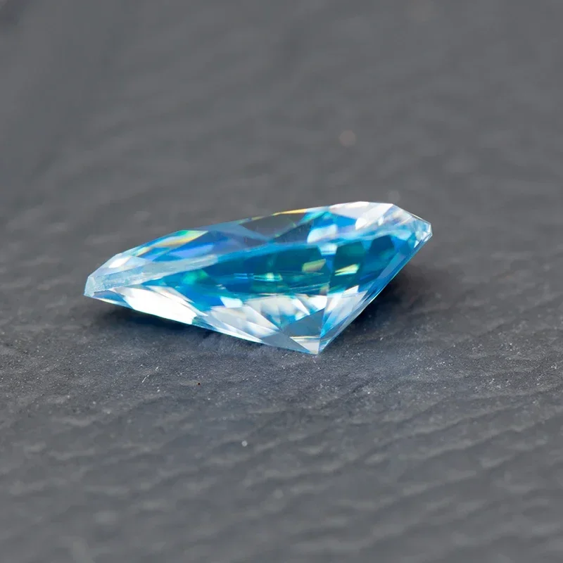 NEUER Moissanit-Lose-Stein in Eisblauem Farbton, Birnenförmiger Schliff, Laborgezüchteter Diamant, Hochwertige Materialien für die Schmuckherstellung, Inklusive Zertifikat – Detail 3